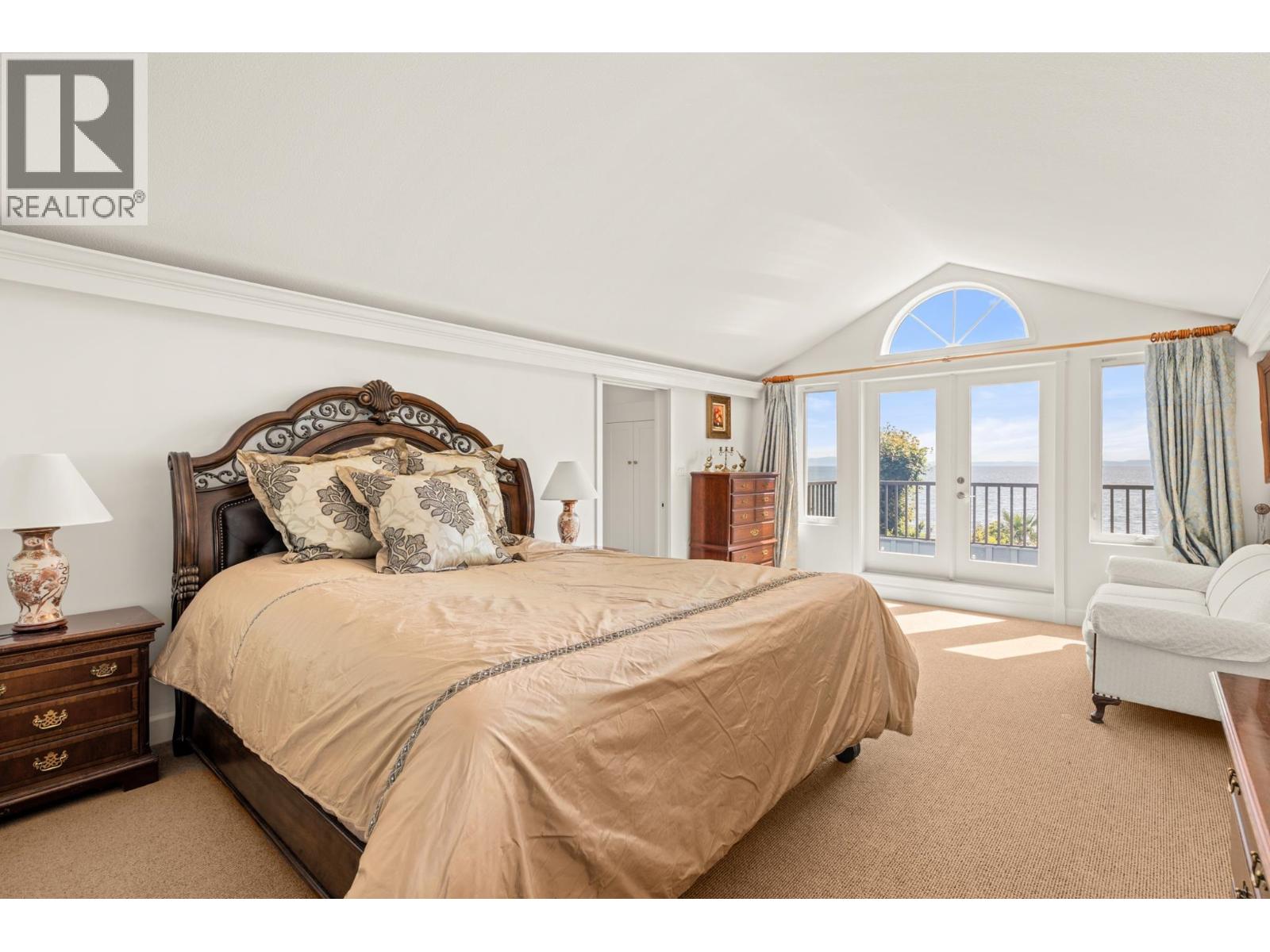882 TSAWWASSEN BEACH ROAD, Tsawwassen
