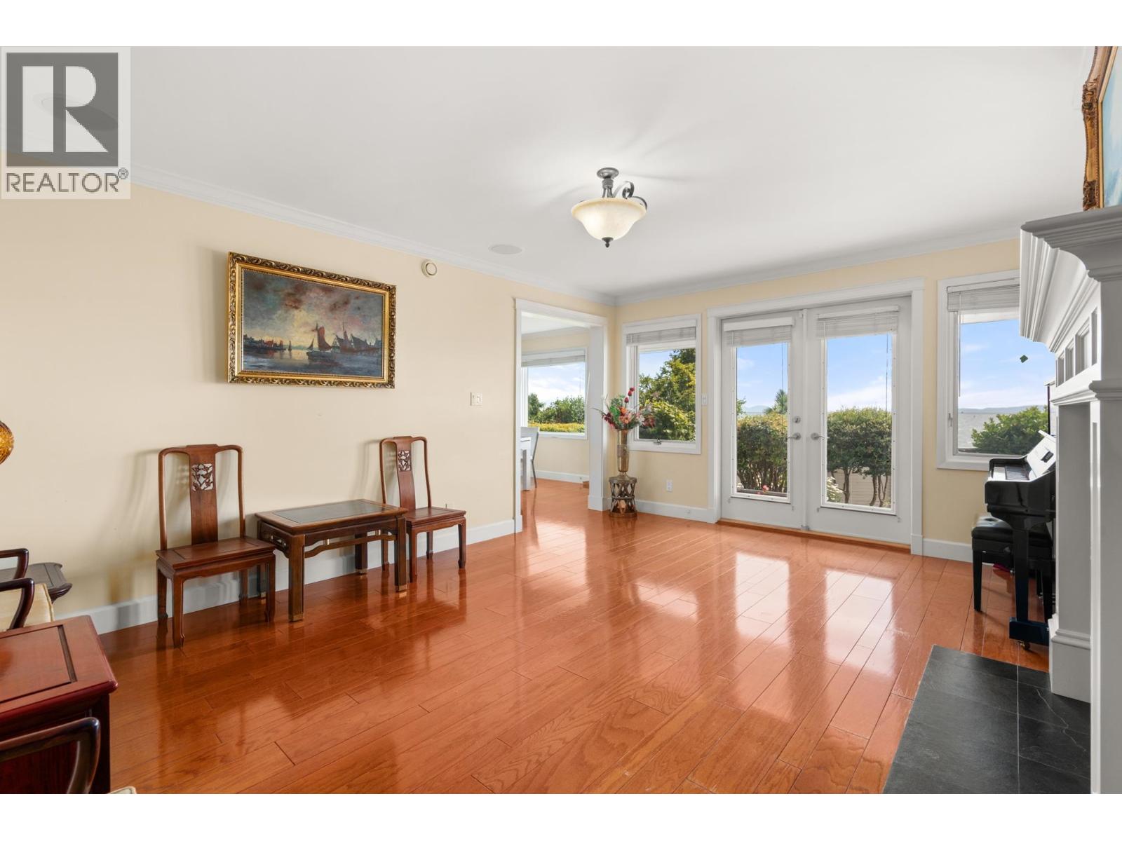 882 TSAWWASSEN BEACH ROAD, Tsawwassen