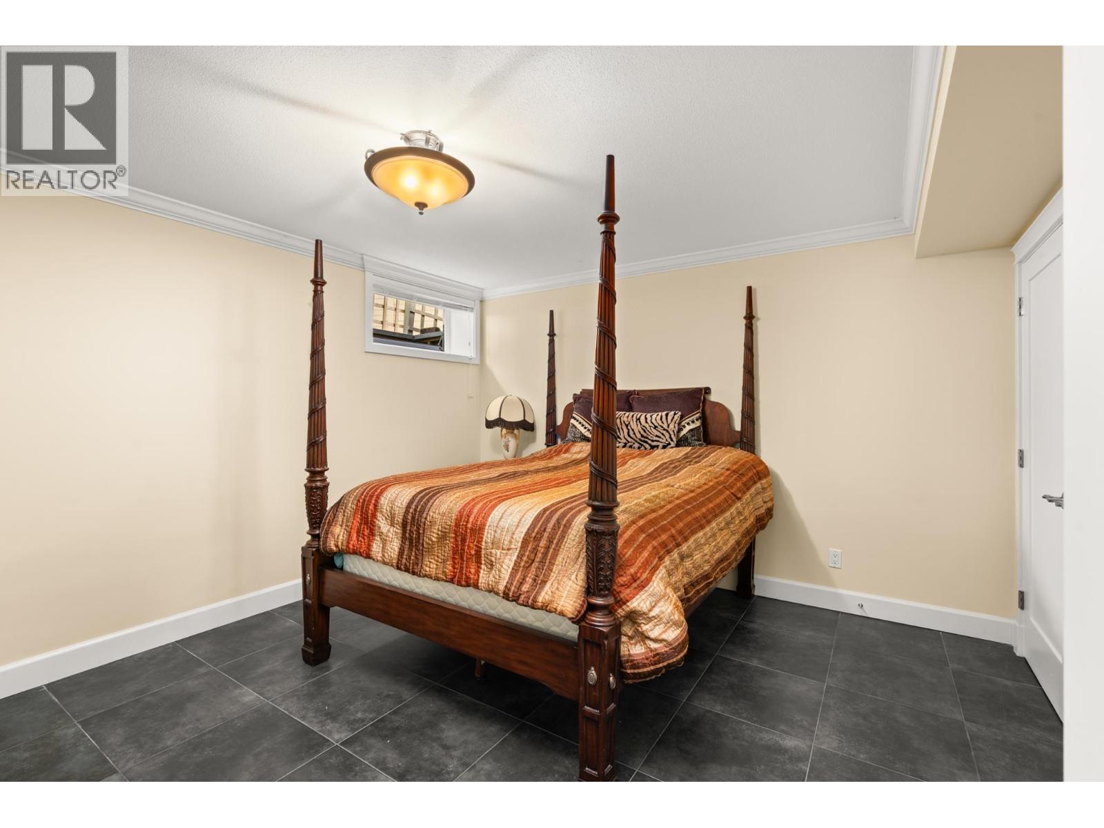 882 TSAWWASSEN BEACH ROAD, Tsawwassen