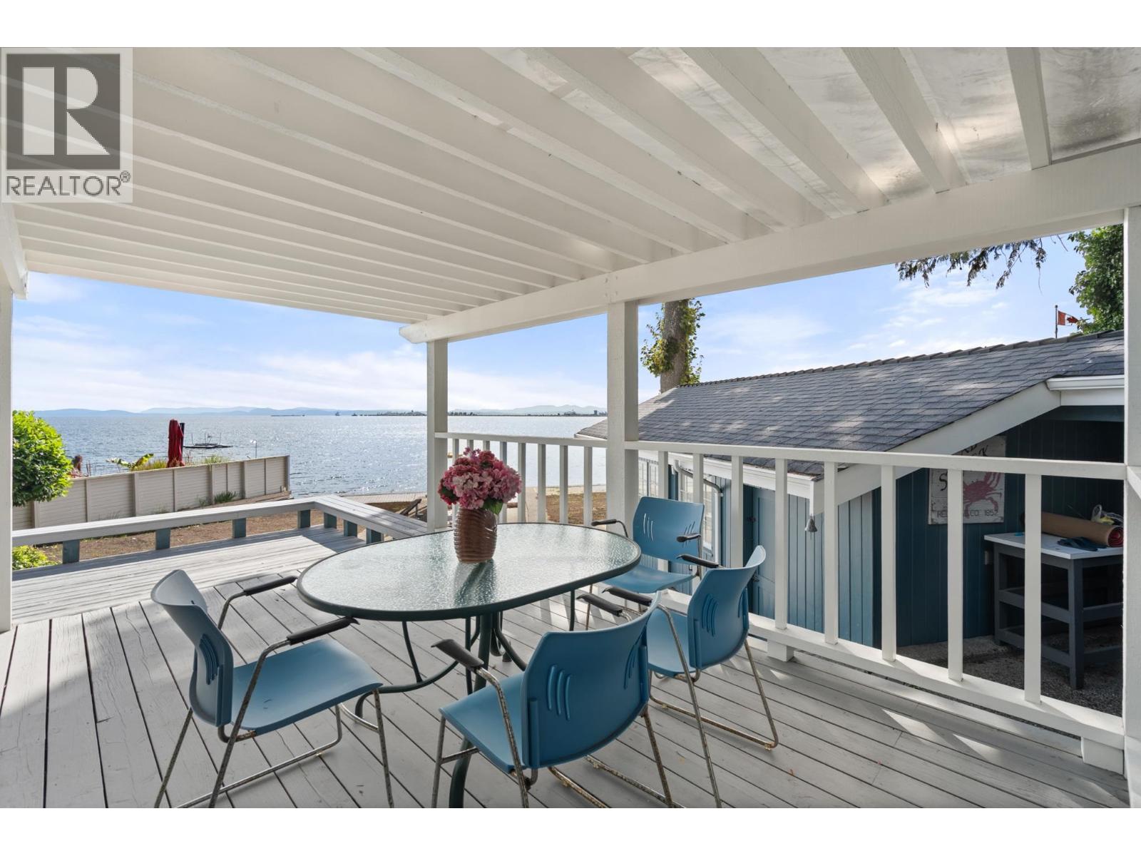 882 TSAWWASSEN BEACH ROAD, Tsawwassen