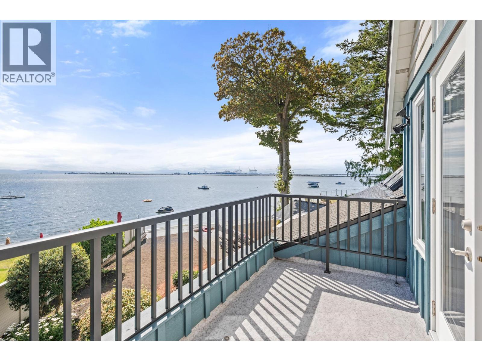 882 TSAWWASSEN BEACH ROAD, Tsawwassen