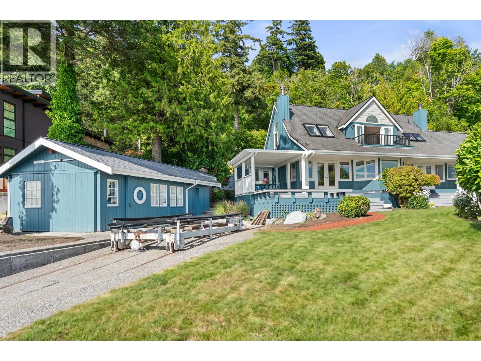 882 TSAWWASSEN BEACH ROAD, Tsawwassen
