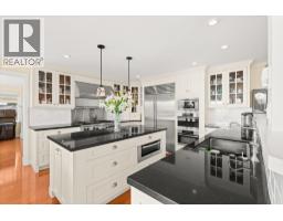 882 Tsawwassen Beach Road, Tsawwassen, BC V4M2J3 Photo 11