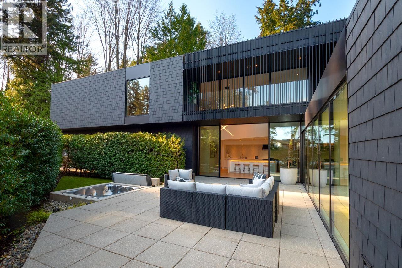 4181 ROSE CRESCENT, West Vancouver