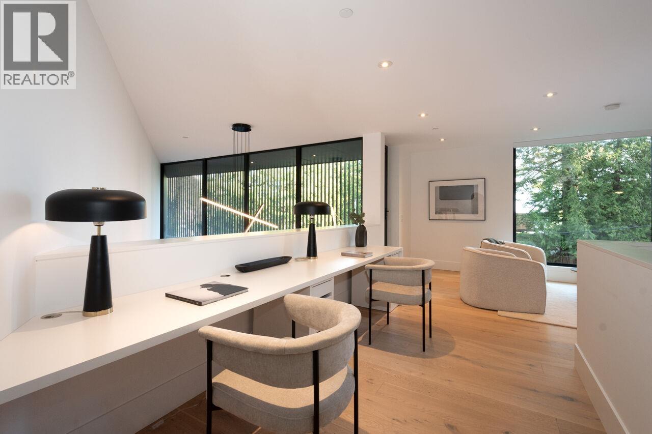4181 ROSE CRESCENT, West Vancouver