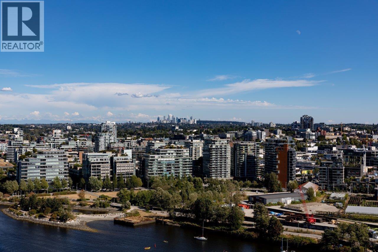 2905 1033 MARINASIDE CRESCENT, Vancouver - Image 1