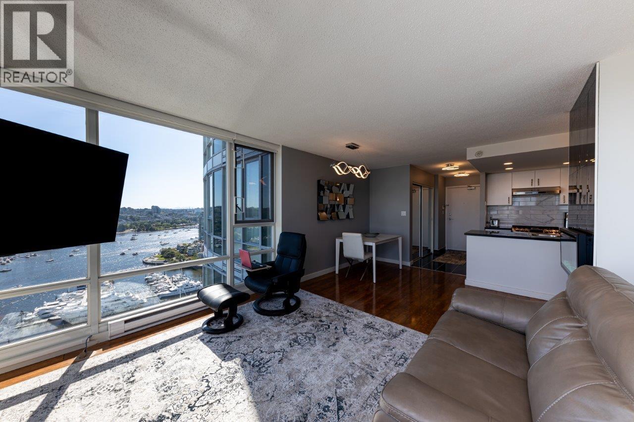 2905 1033 MARINASIDE CRESCENT, Vancouver - Image 1