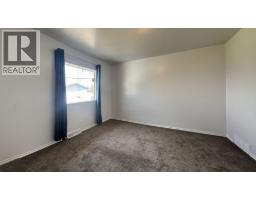9704 108 Avenue, Fort St  John, BC V1J2R2 Photo 9