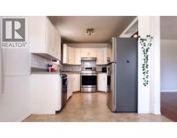 2805 Caen Road, Sorrento, BC V0E2W0 Photo 12