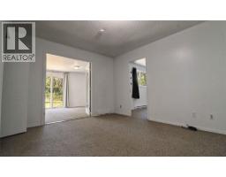2805 Caen Road, Sorrento, BC V0E2W0 Photo 21