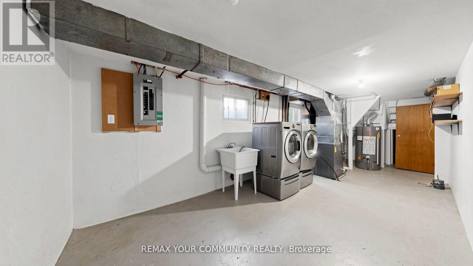 23 LESGAY CRESCENT - Image 42
