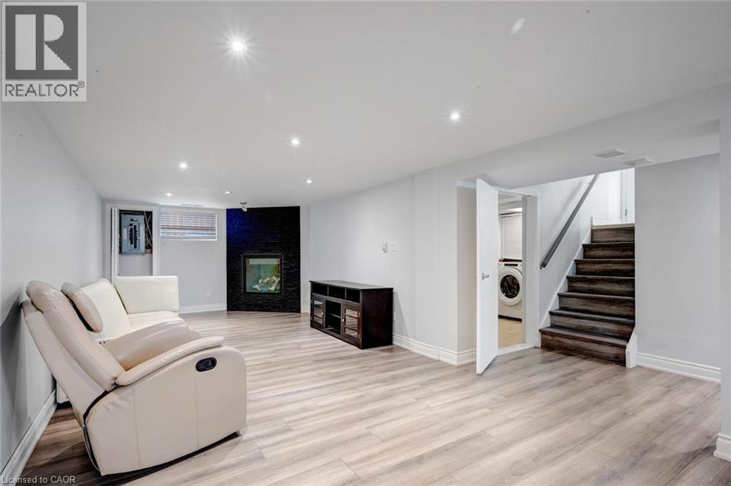 5372 SPRUCE Avenue - 29