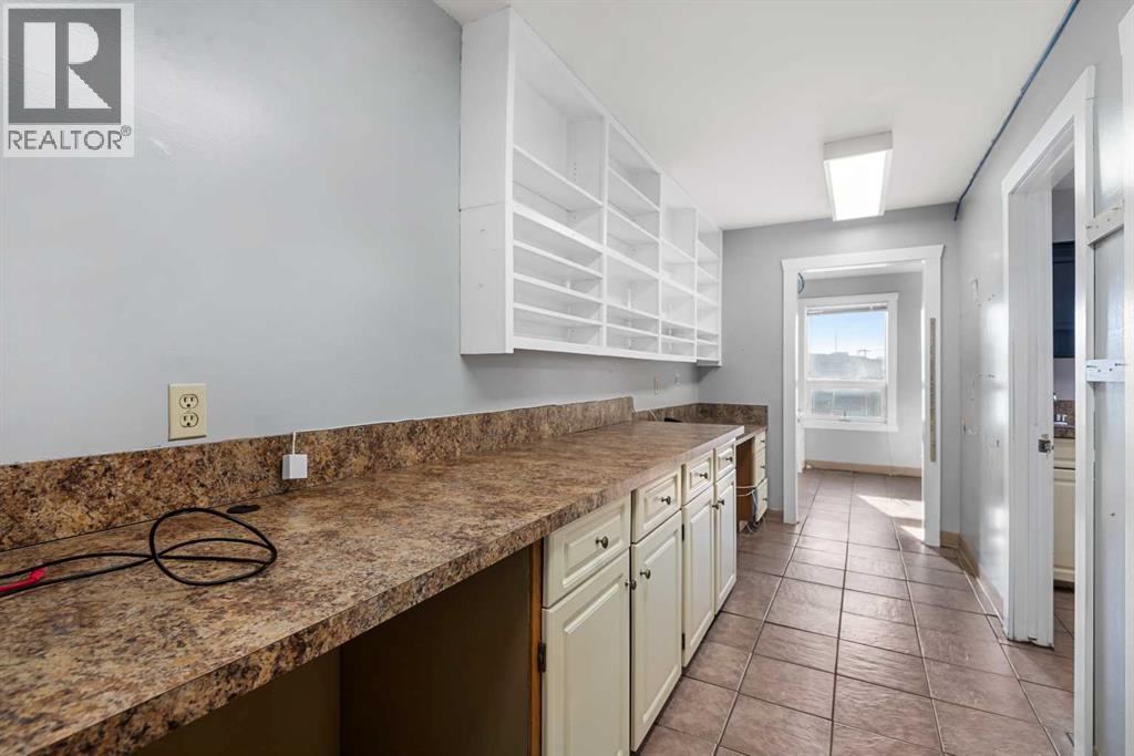 117 East Lake Crescent Northeast - Photo 12