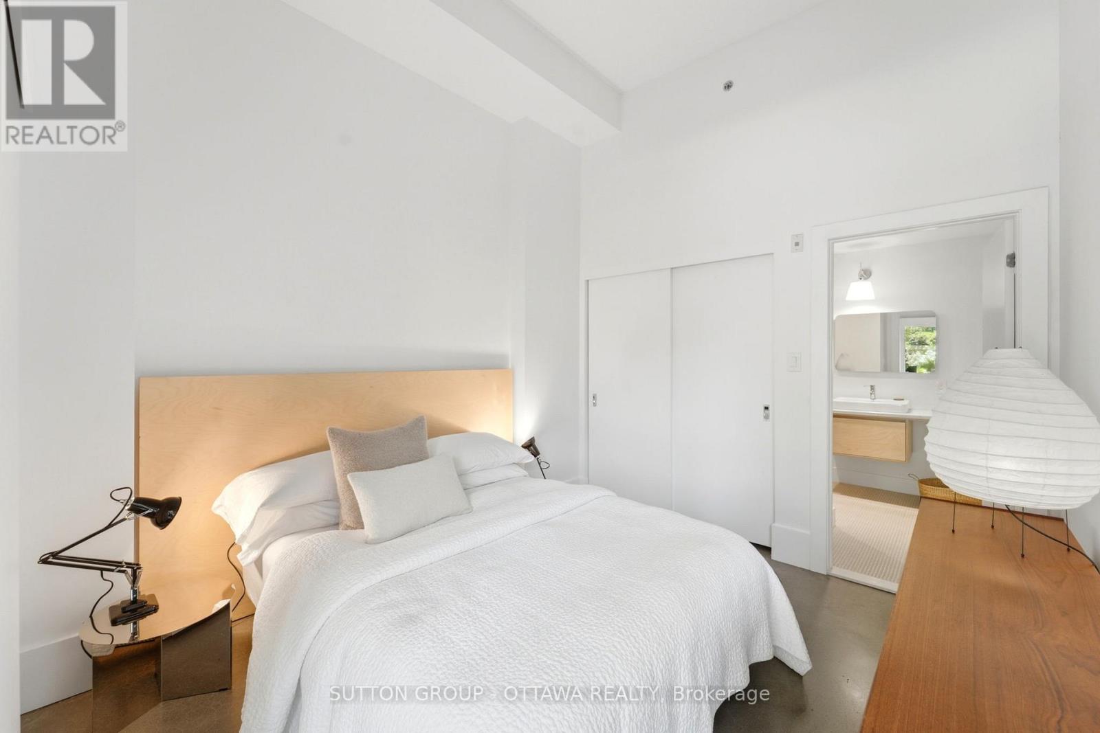 2 Bed, 2 Bath Apartment for Sale in Ottawa – 110 – 101 RICHMOND ROAD, Ottawa – MLS# X13669316 - Image 21