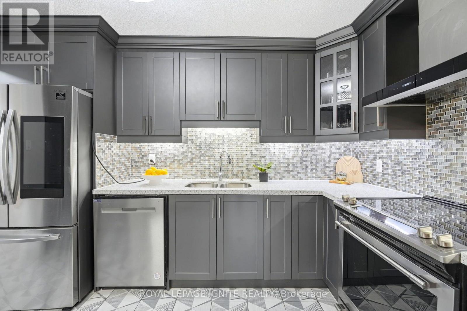 #903 3380 EGLINTON AVENUE - 8