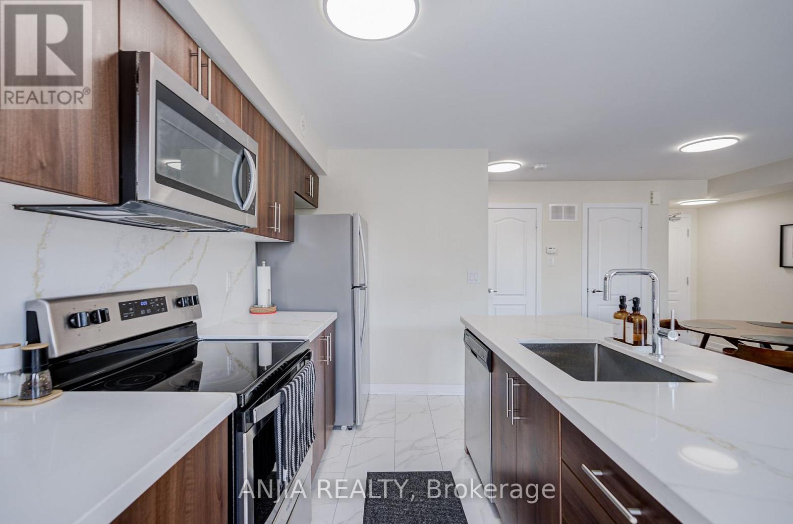2210 – 10 WESTMEATH LANE, Markham photo 8