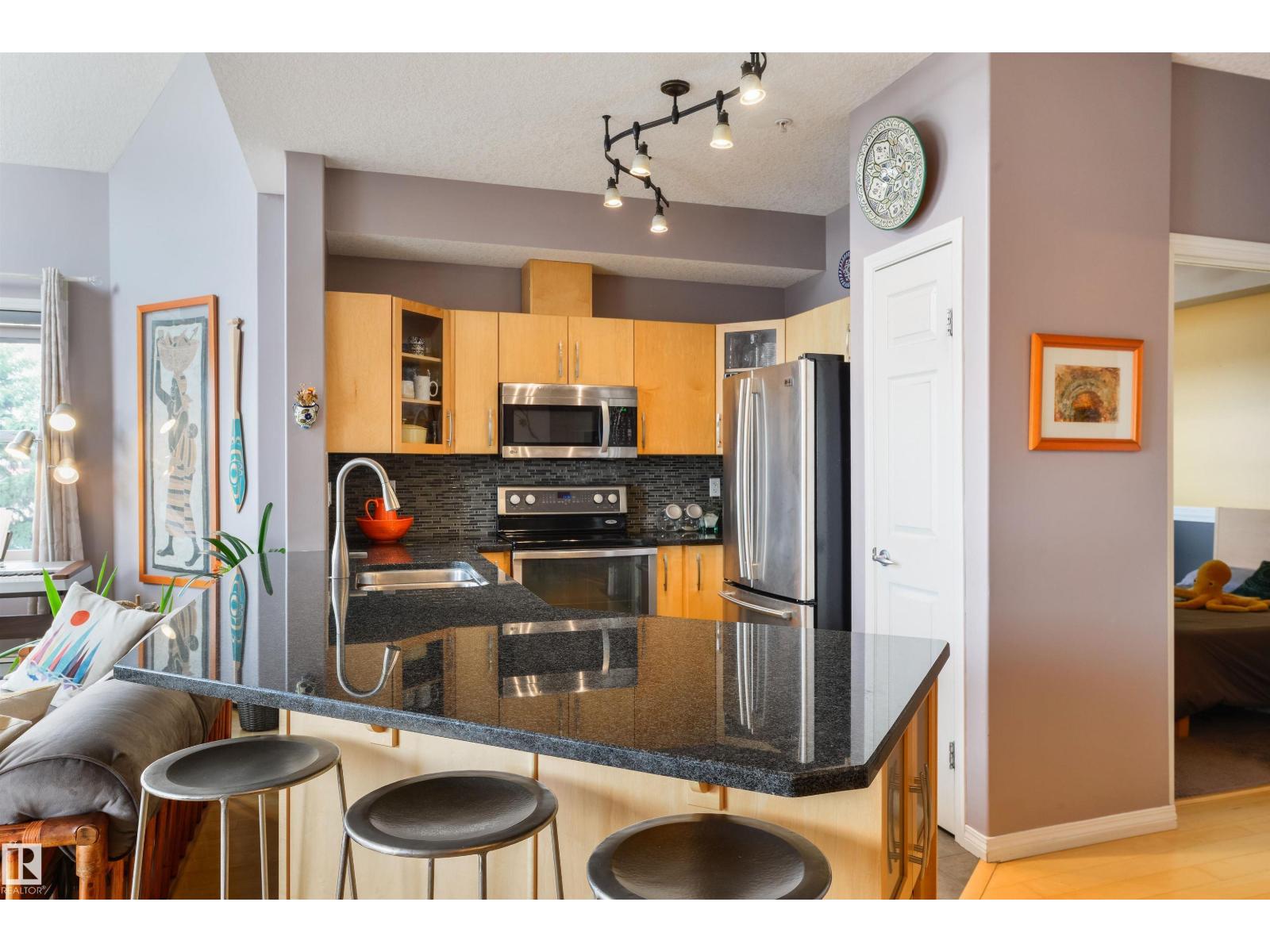 307 9927 79 Avenue NW - Photo 8