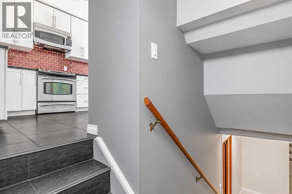 808 2 Avenue West - Photo 32