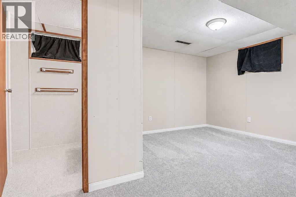 808 2 Avenue West - Photo 39