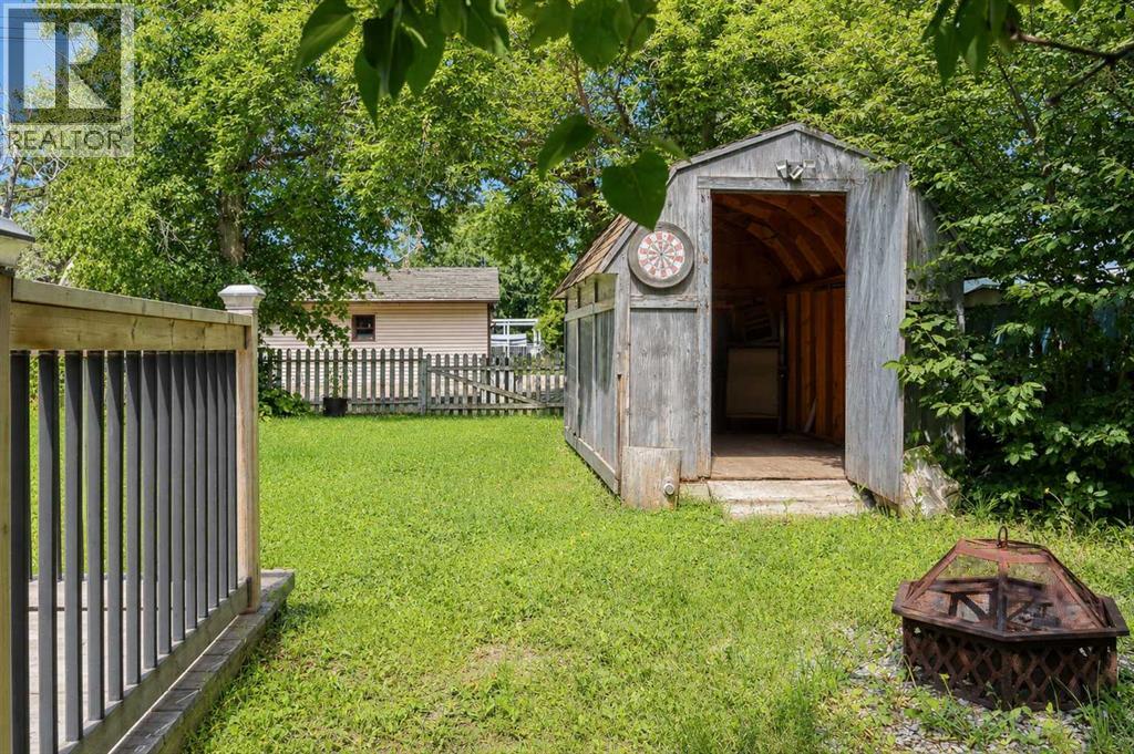 808 2 Avenue West - Photo 49