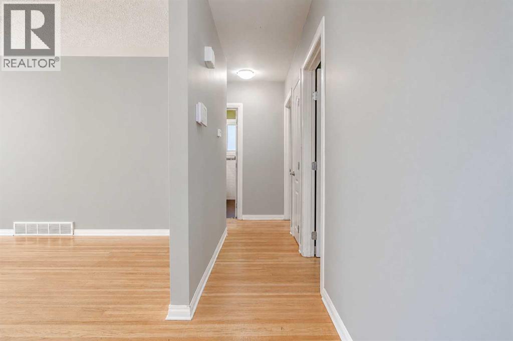 808 2 Avenue West - Photo 18