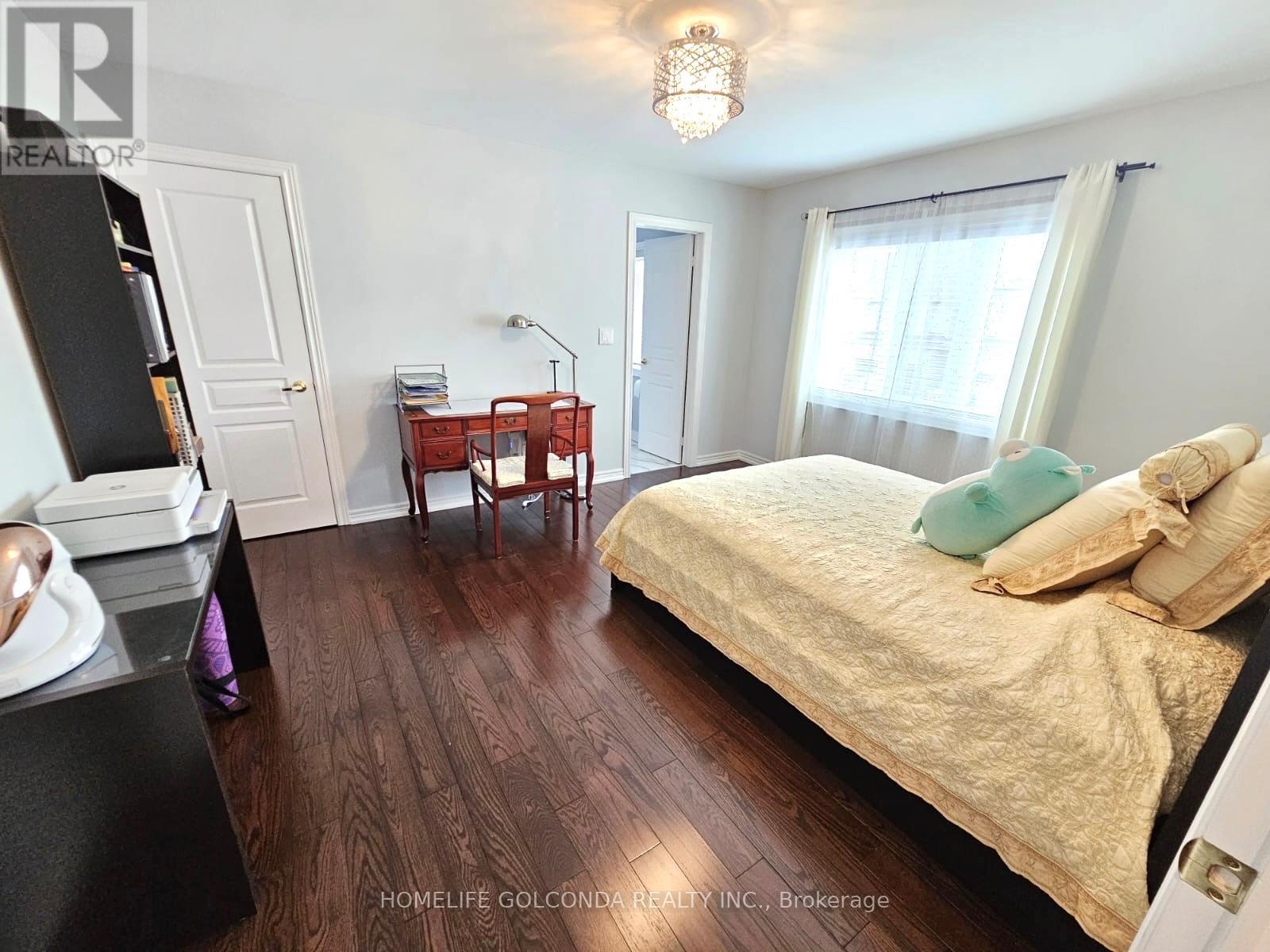 3252 LARRY CRESCENT - 29