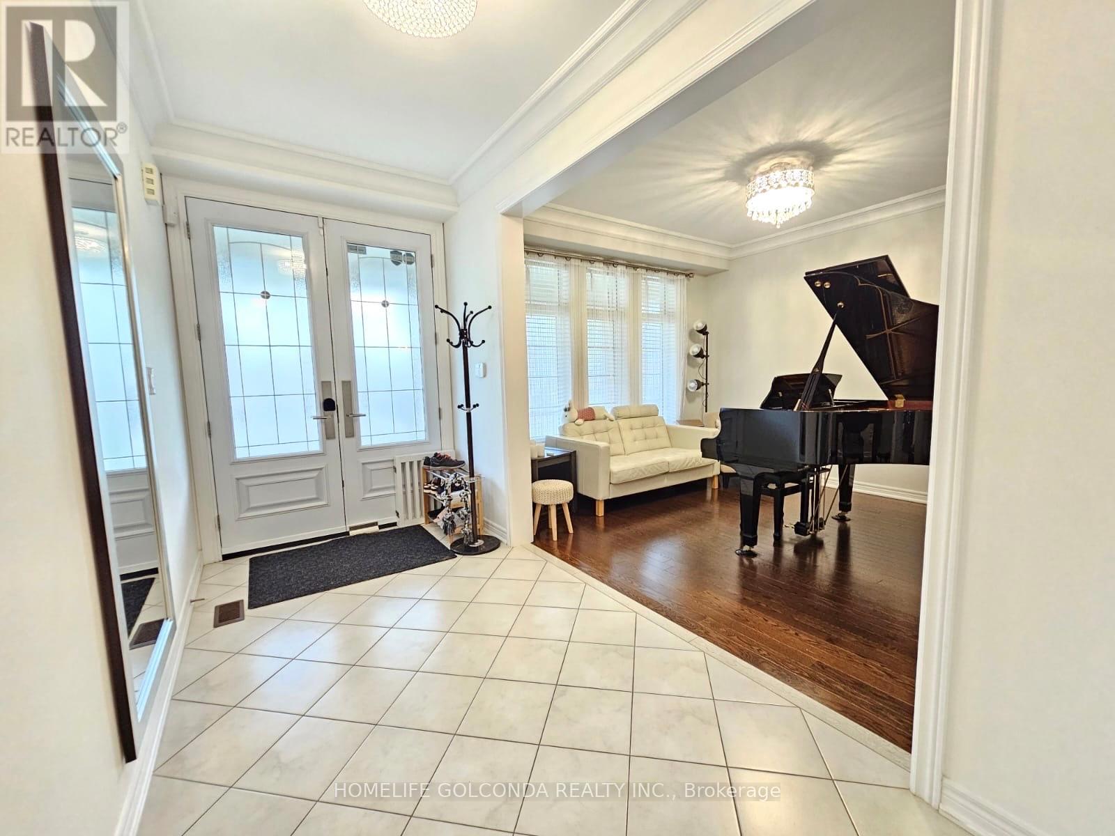 3252 LARRY CRESCENT - 3