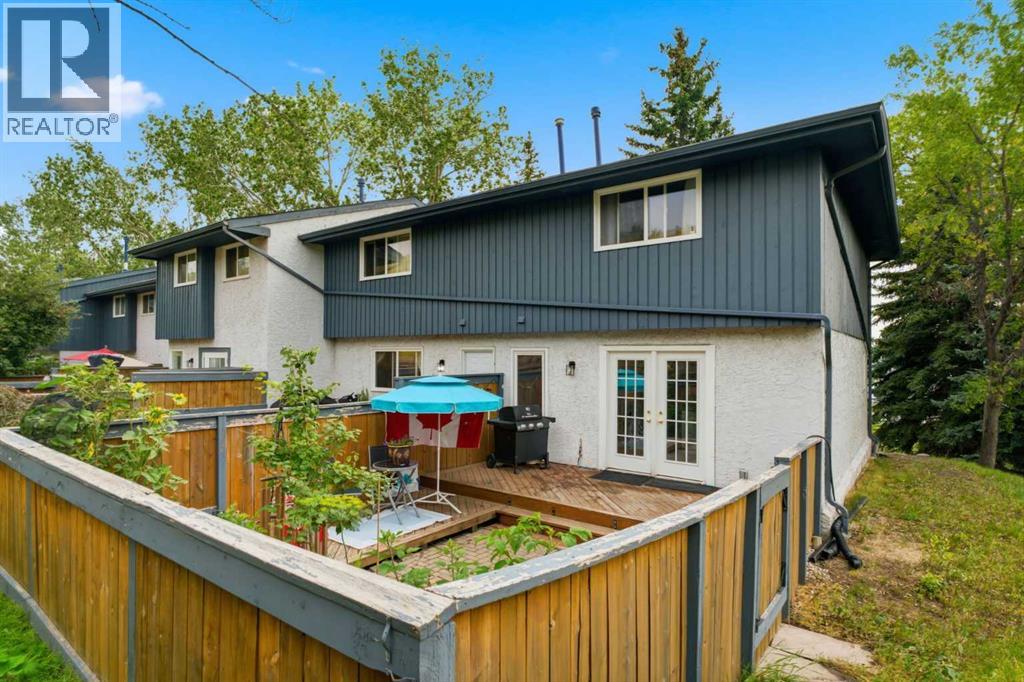 #12 800 Bowcroft Place - 23