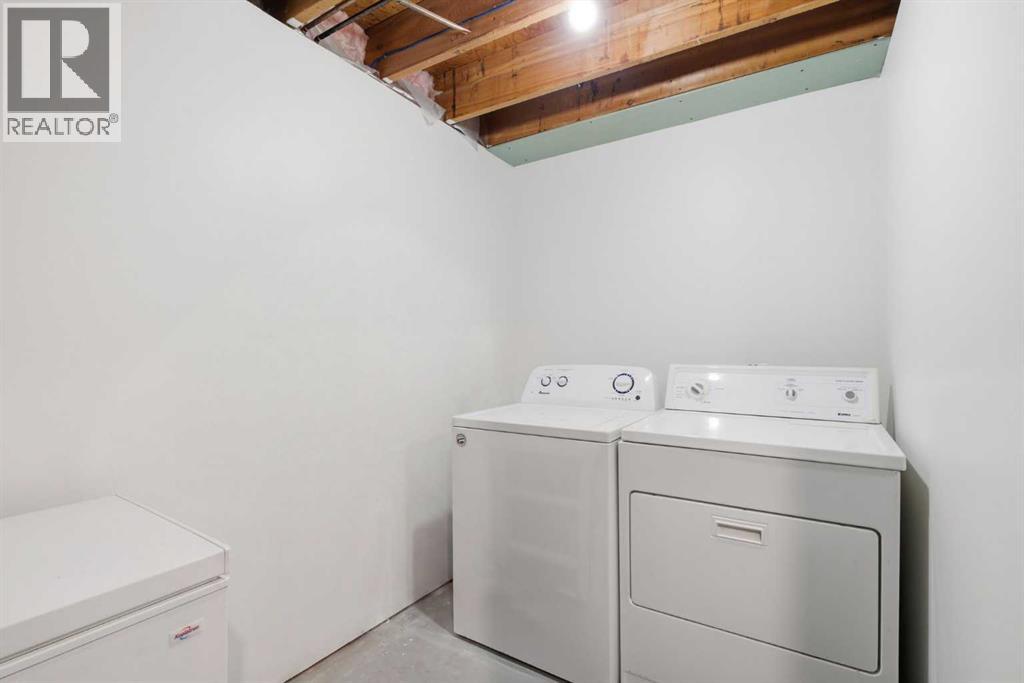 #12 800 Bowcroft Place - 20