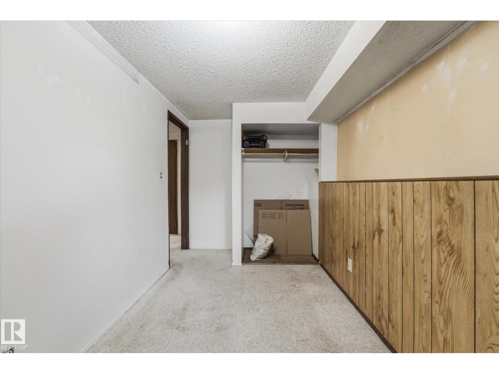 4305 35 Street NW - Photo 28
