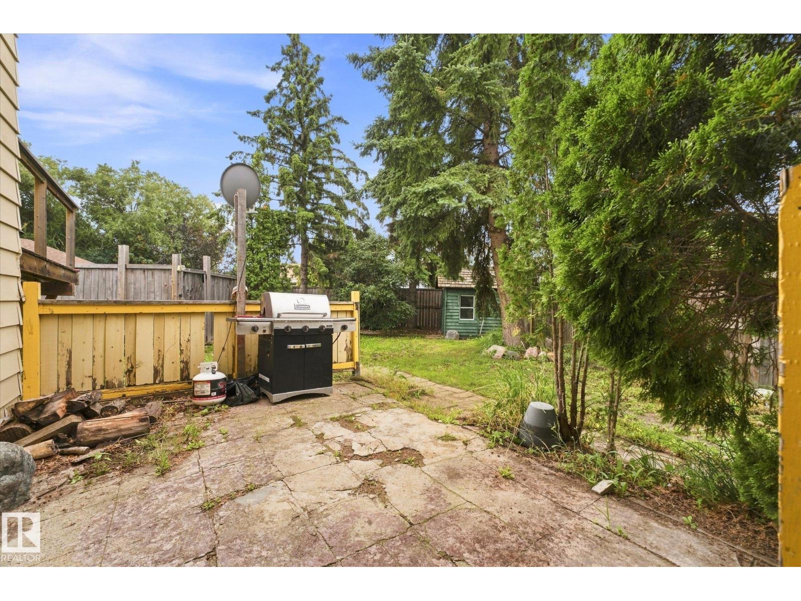 4305 35 Street NW - Photo 36