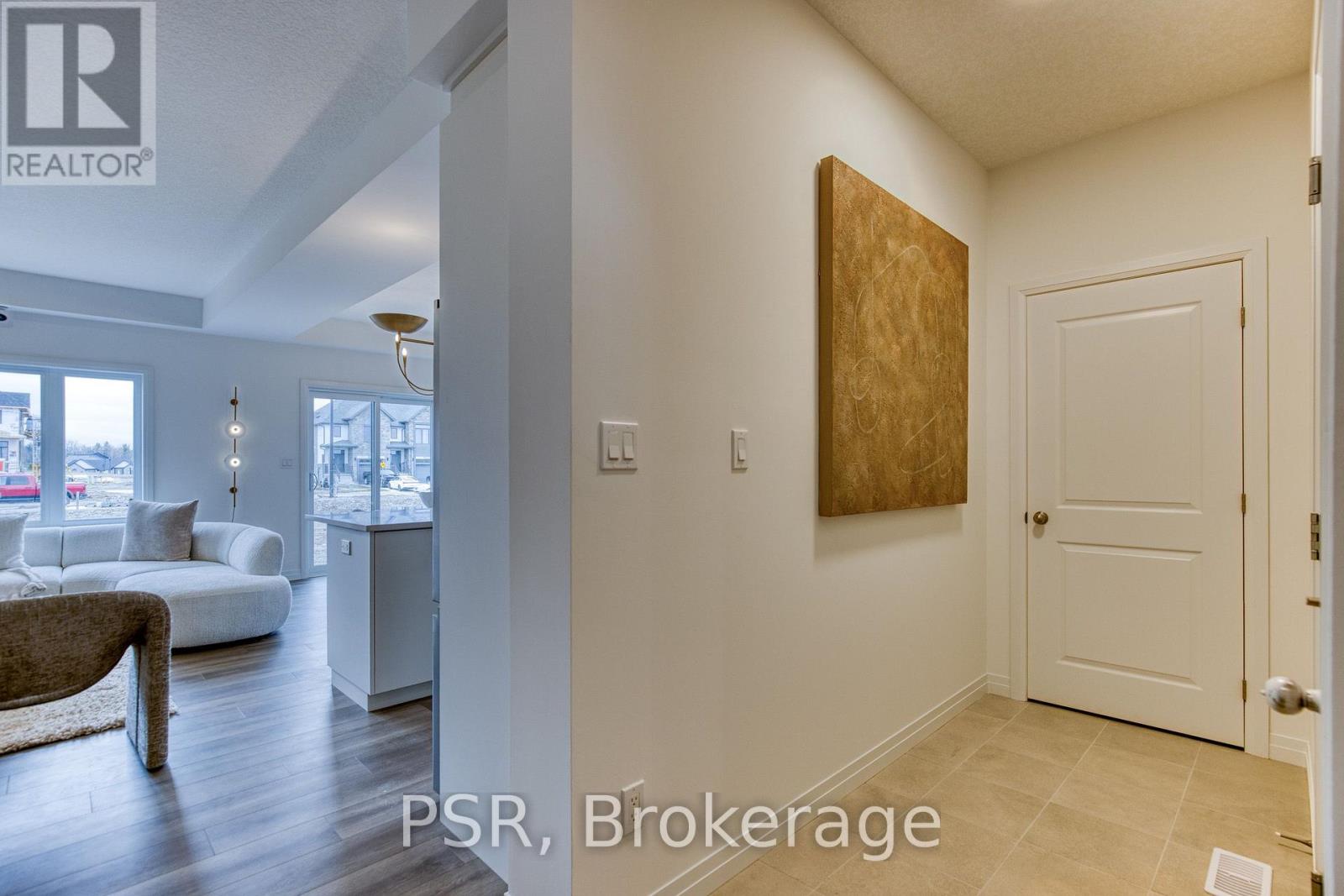 196 RIVERGREEN CRESCENT - 4