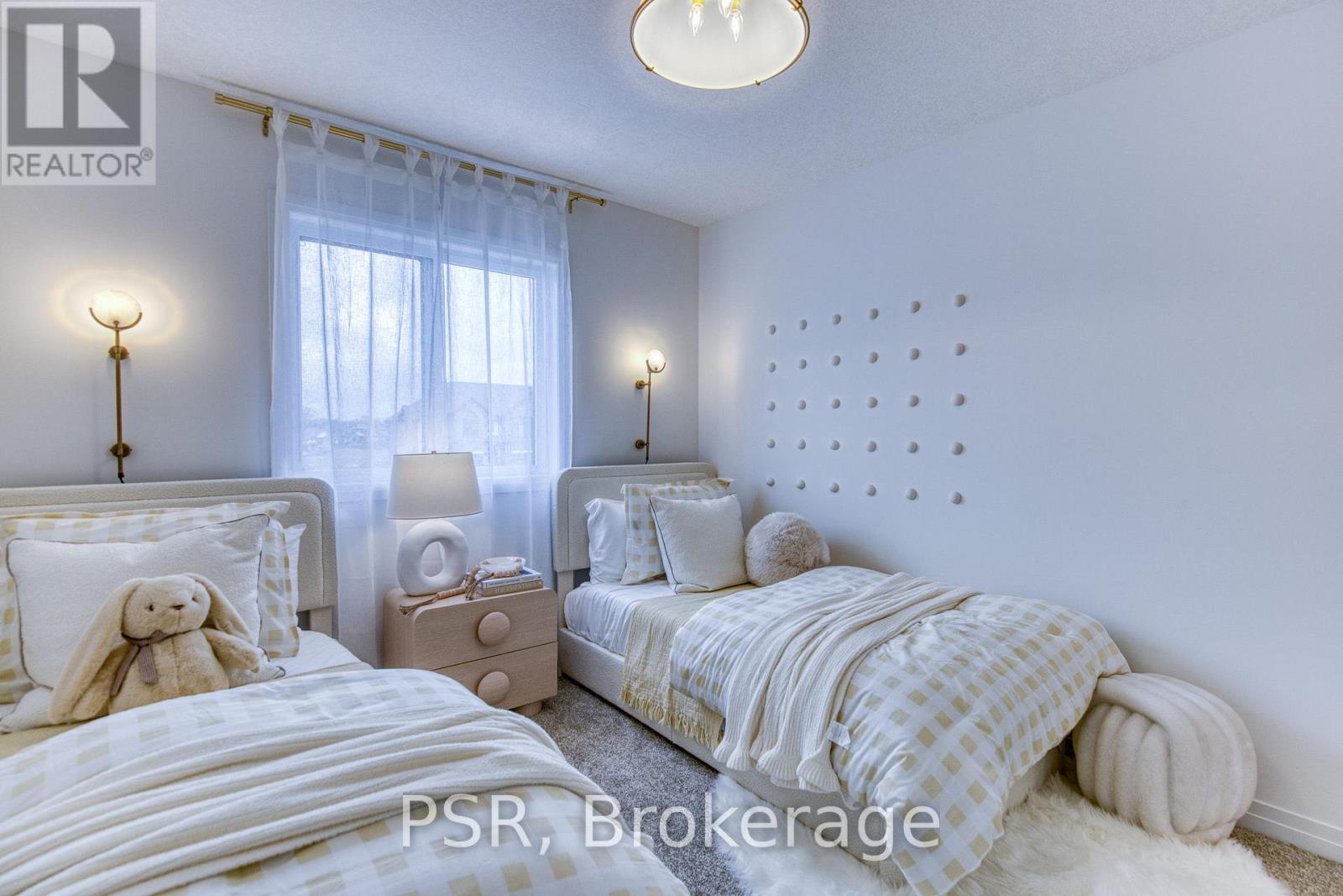 196 RIVERGREEN CRESCENT - 40