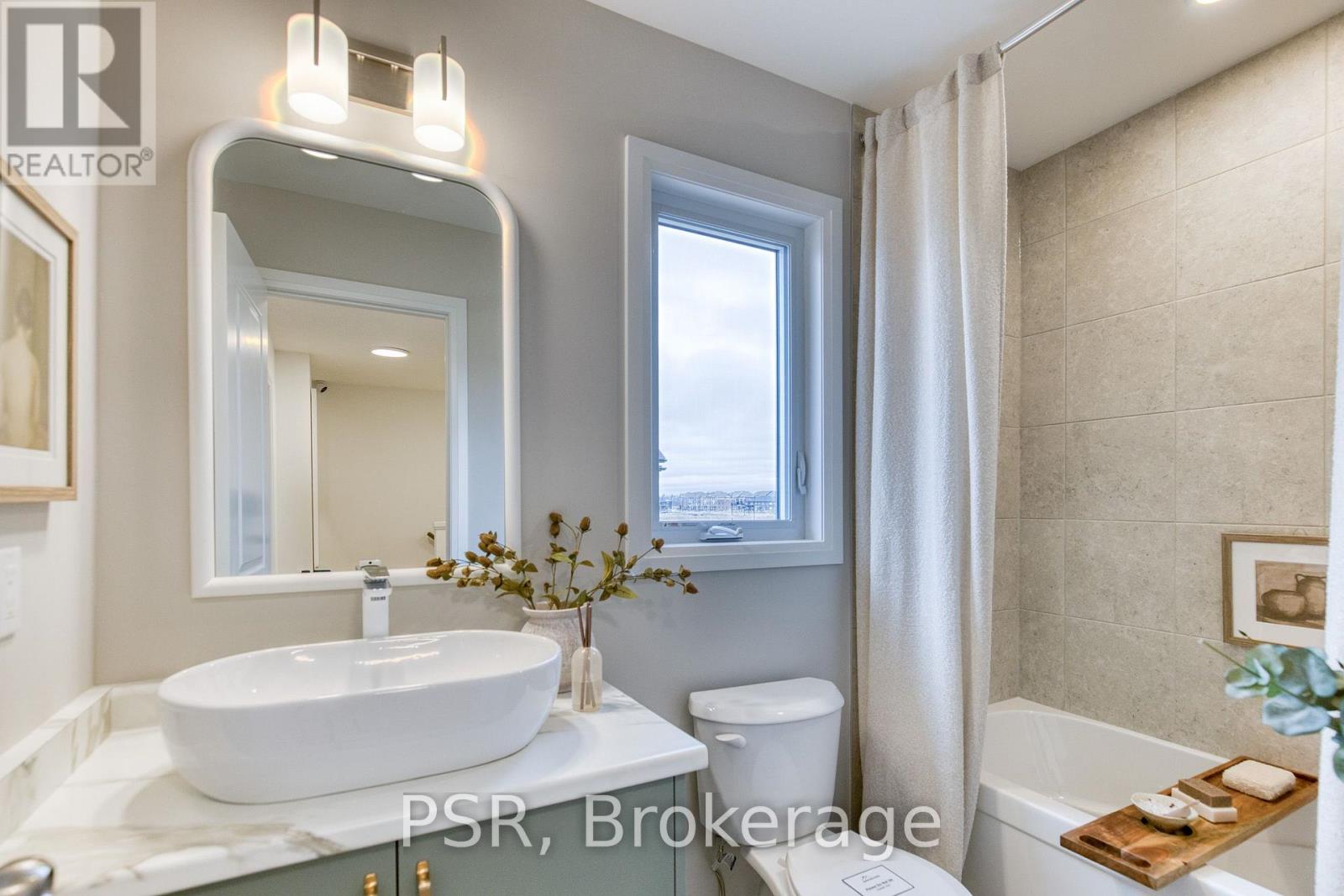 196 RIVERGREEN CRESCENT - 45