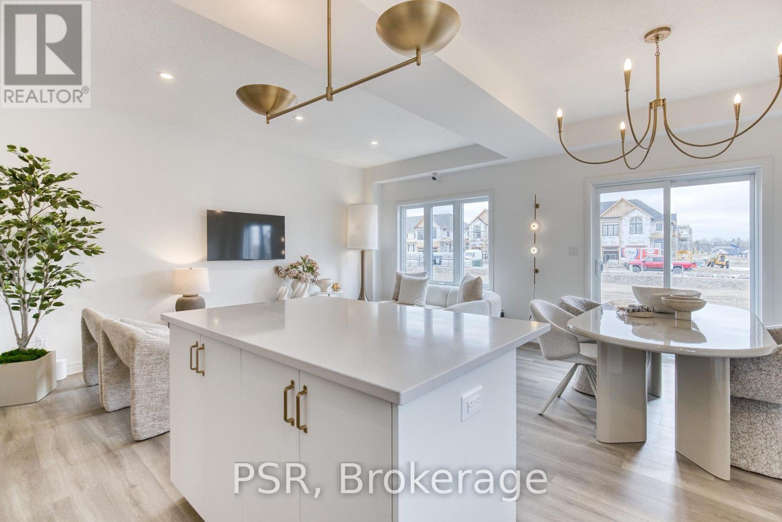196 RIVERGREEN CRESCENT - 7