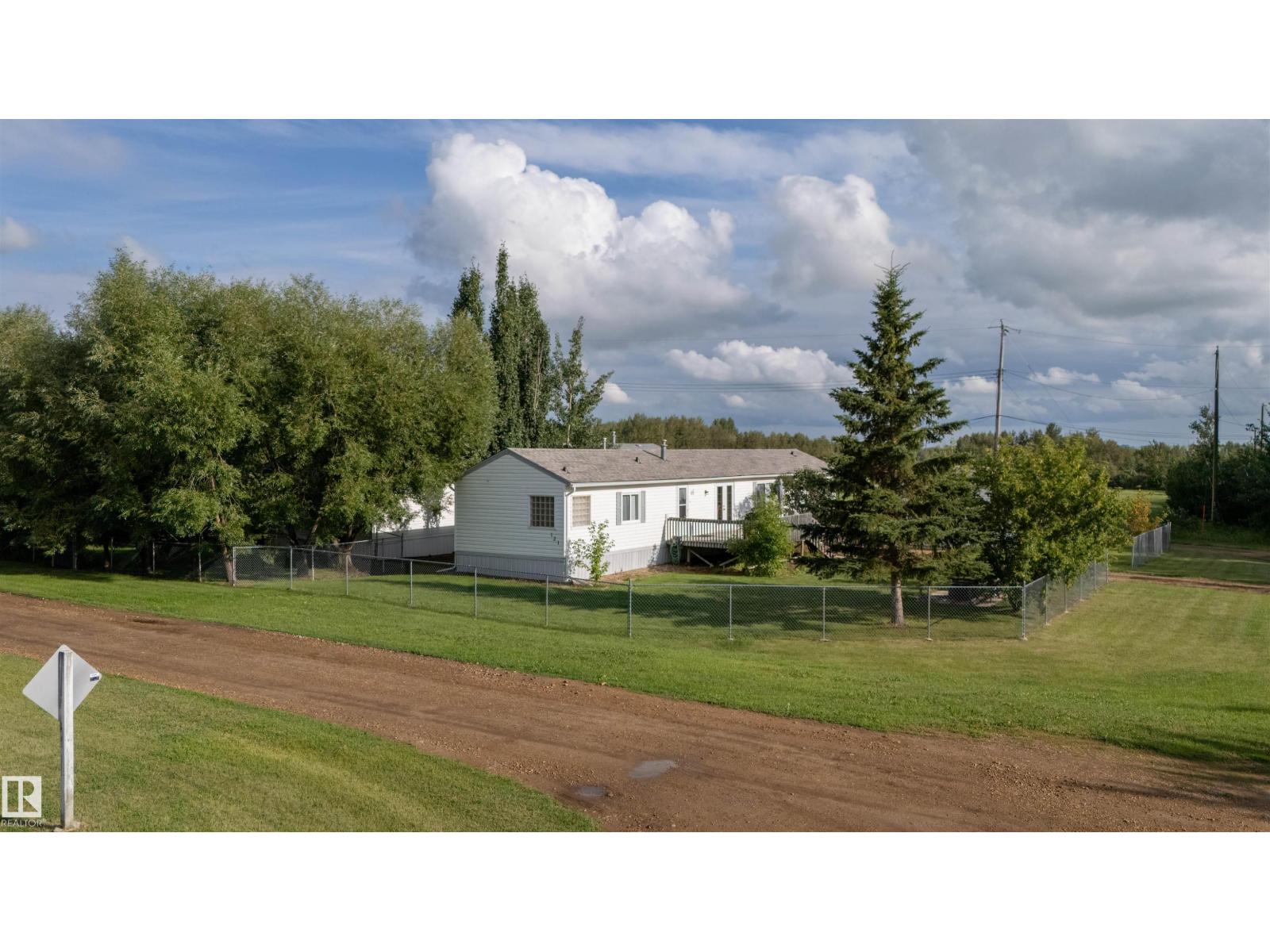 121 Lindgren Street - Photo 35
