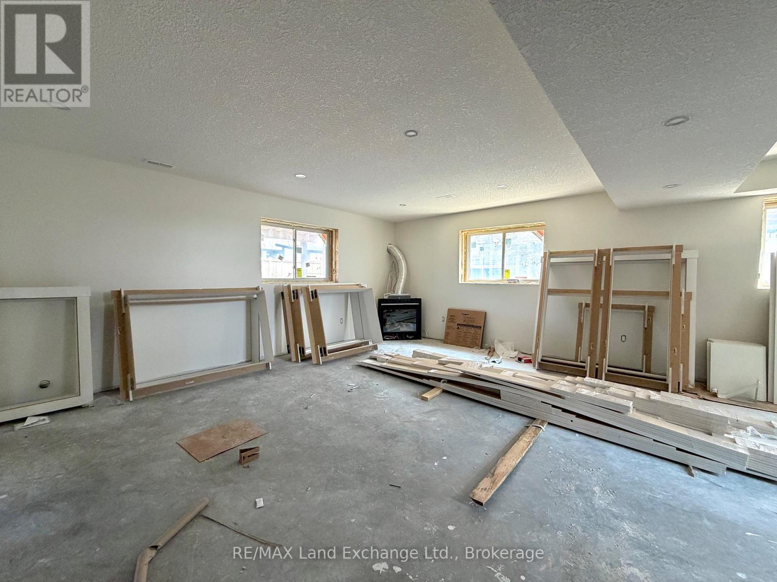 457 NORTHPORT DRIVE - 11