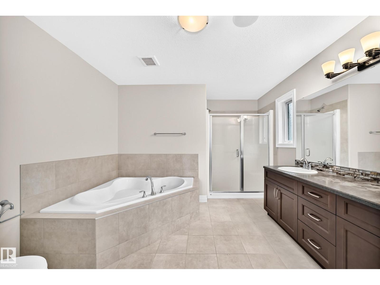 13032 208 Street NW - Photo 41