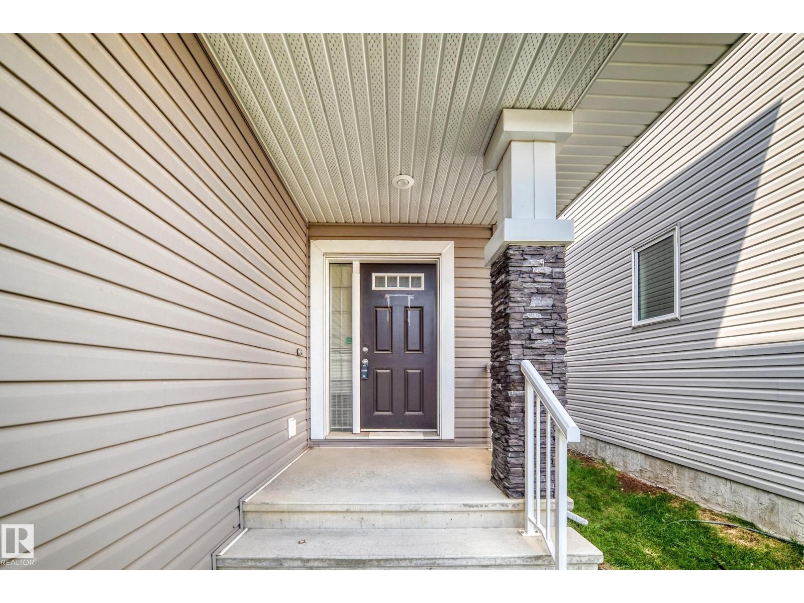 13032 208 ST NW, Trumpeter Area, Edmonton photo 2