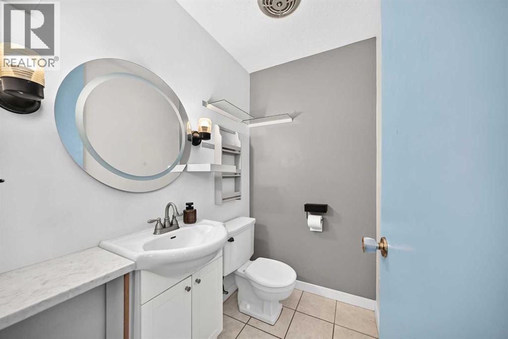6108 Lloyd Crescent Southwest - Photo 22