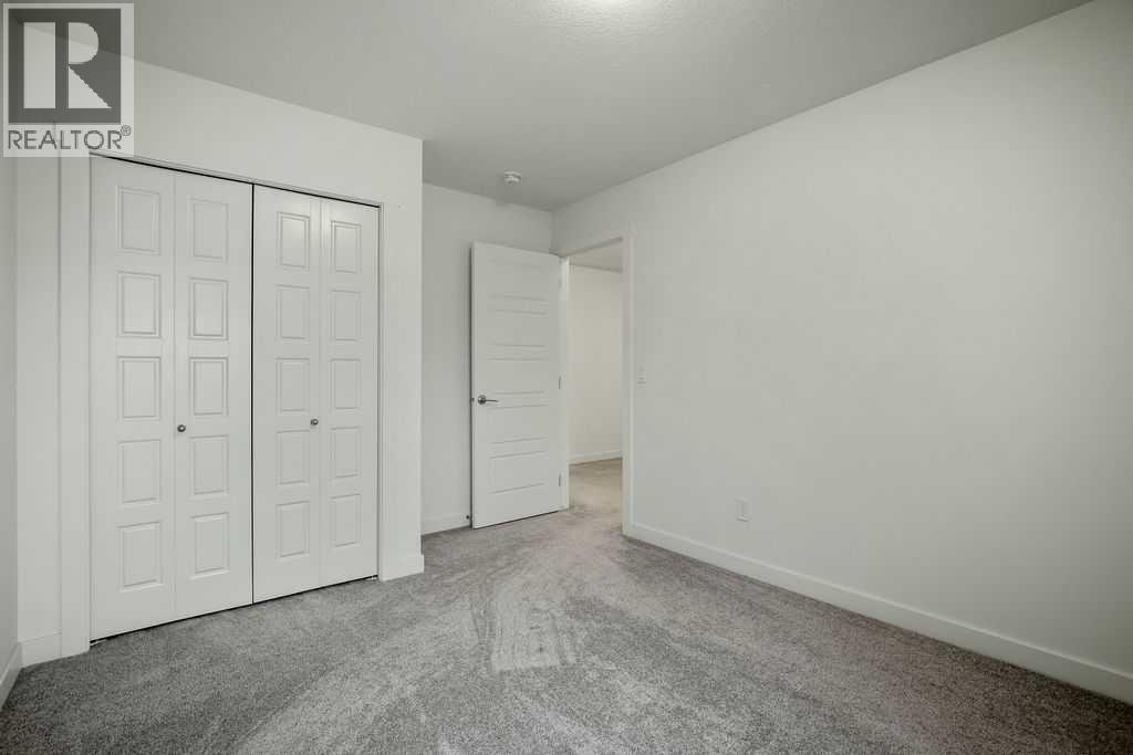 882 Bluerock Way SW - 26