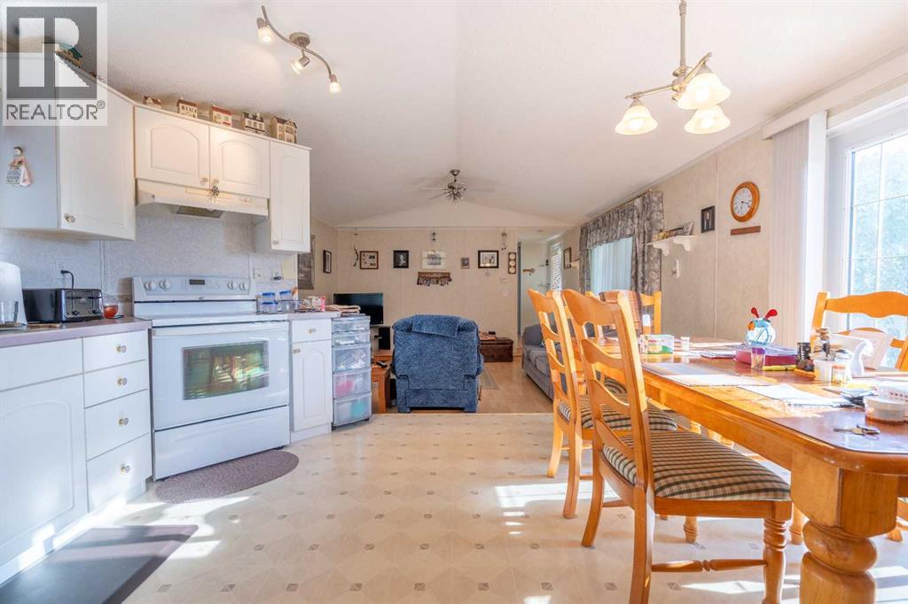 121 Lindgren Street - Photo 10