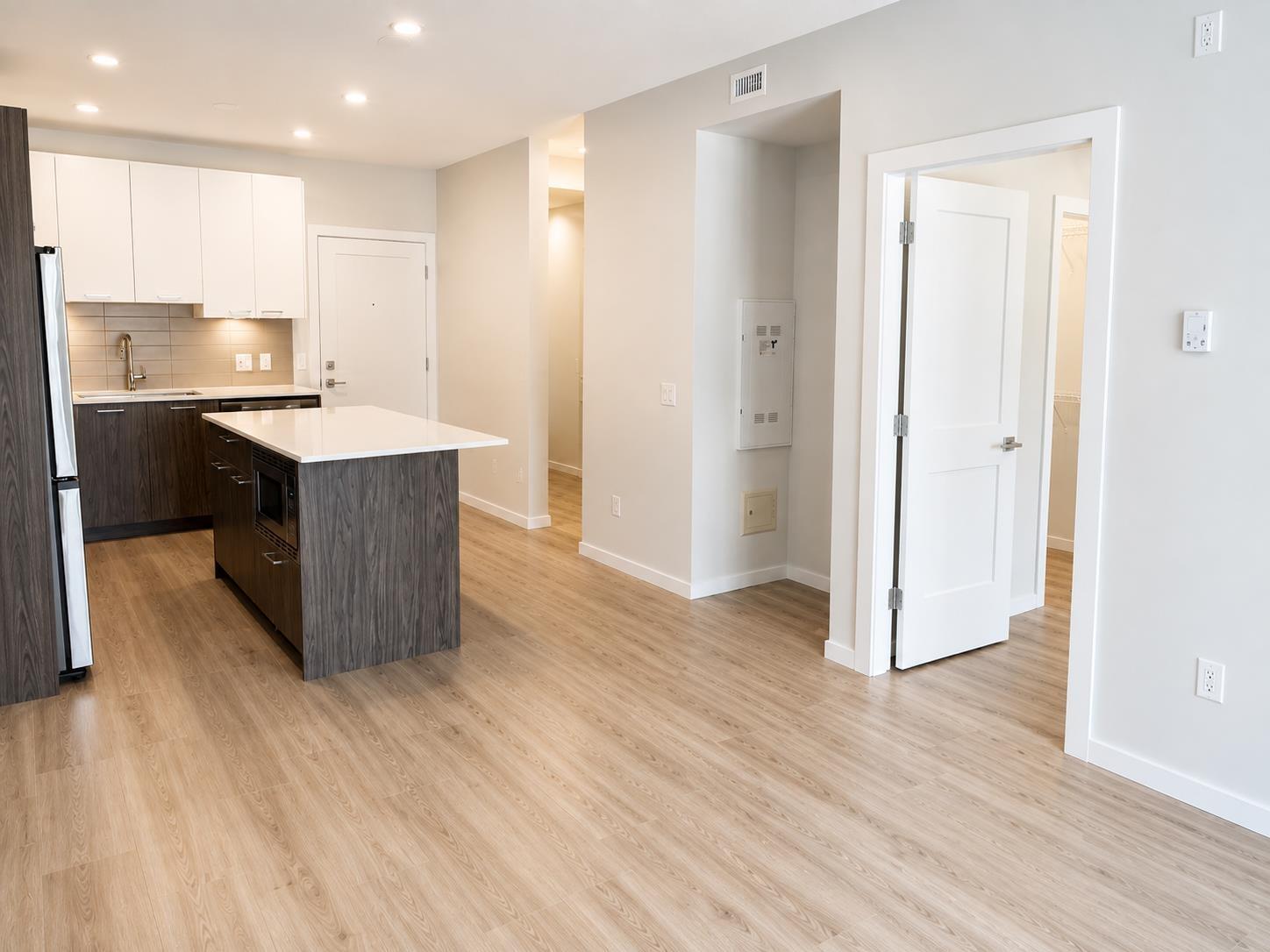 514 3317 148 STREET, Surrey