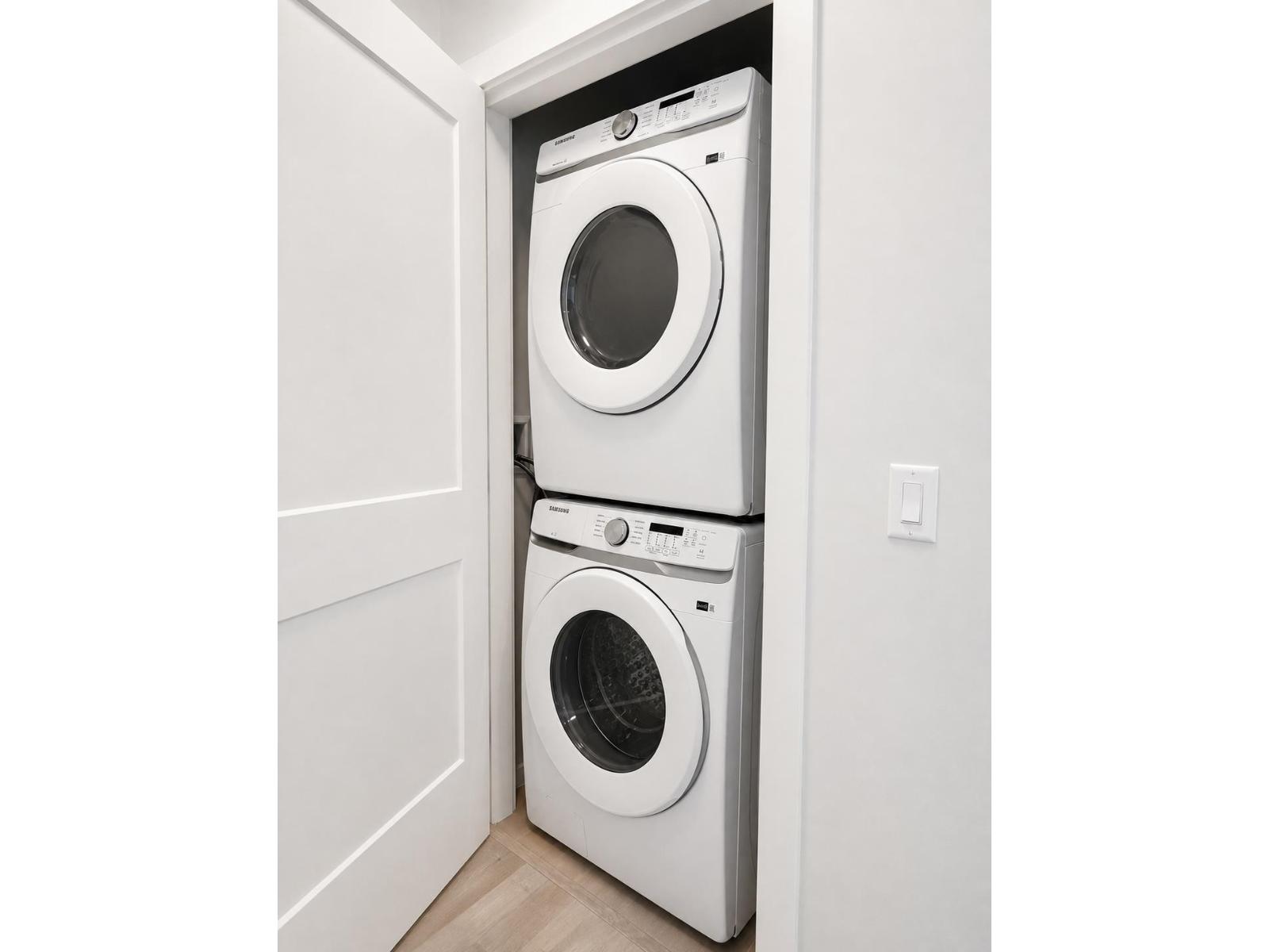 514 3317 148 STREET, Surrey
