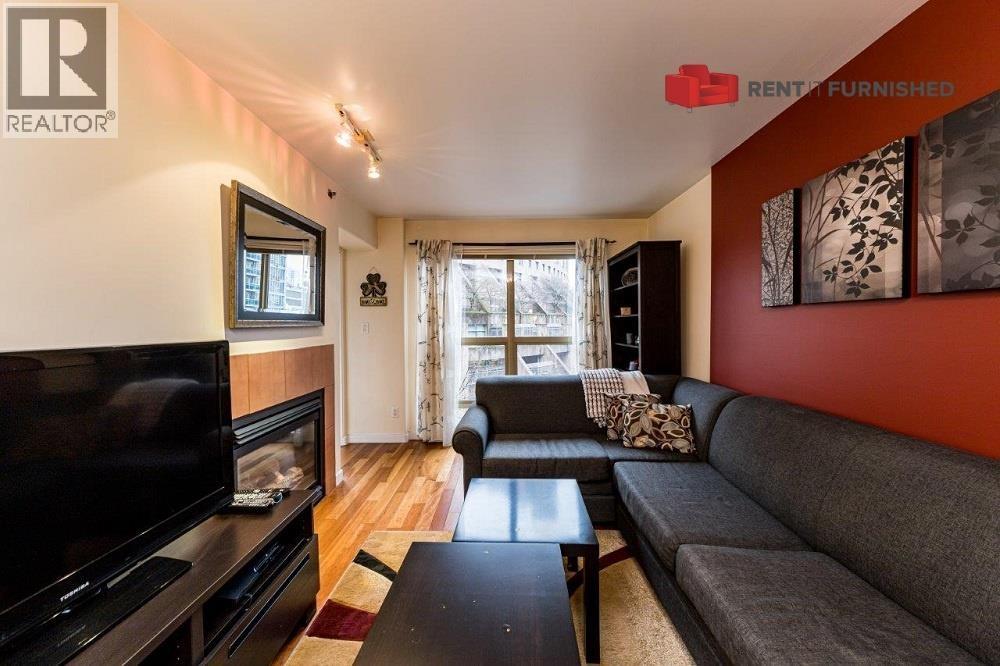 819 HAMILTON Street, Vancouver, British Columbia, V6B6M2, Vancouver, British Columbia — photo 4 of 5