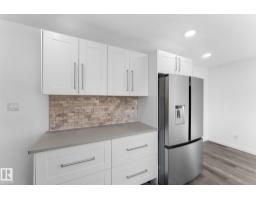 7823 136 Av Nw, Edmonton, AB T5C2K8 Photo 12