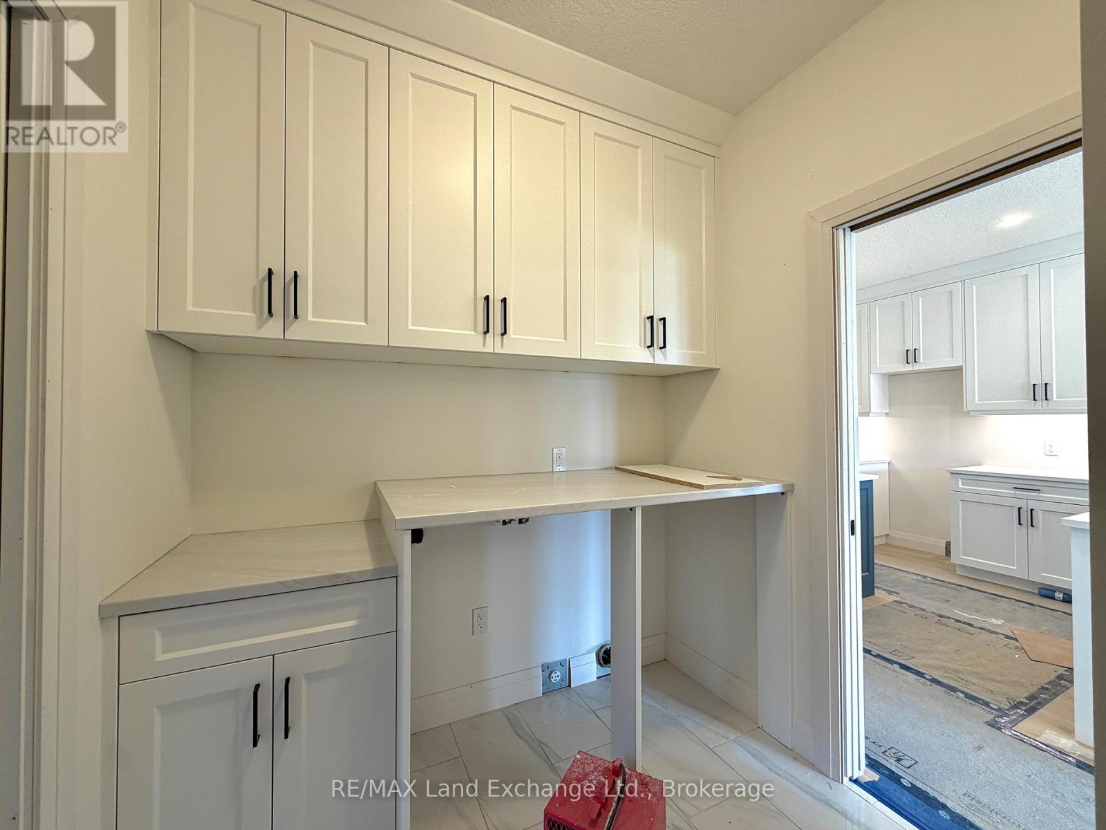 383 ROSNER DRIVE - 5