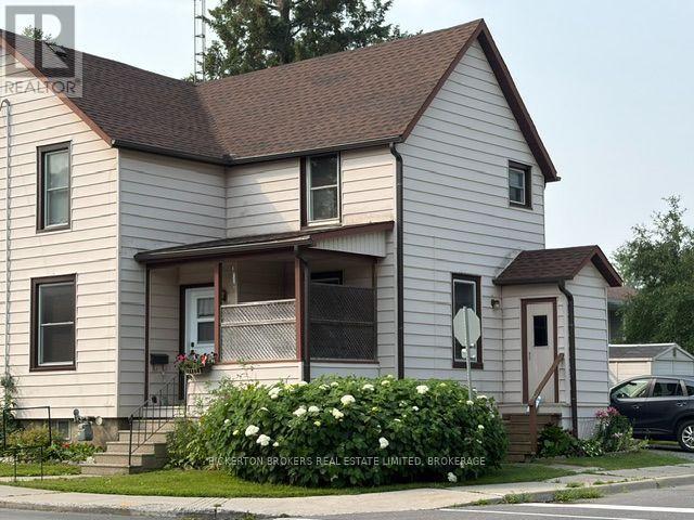 292 WILLIAM STREET N - 2