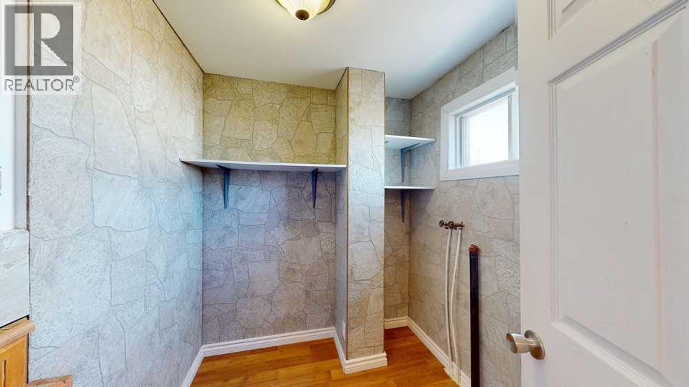 5 1st Avenue East - Photo 9