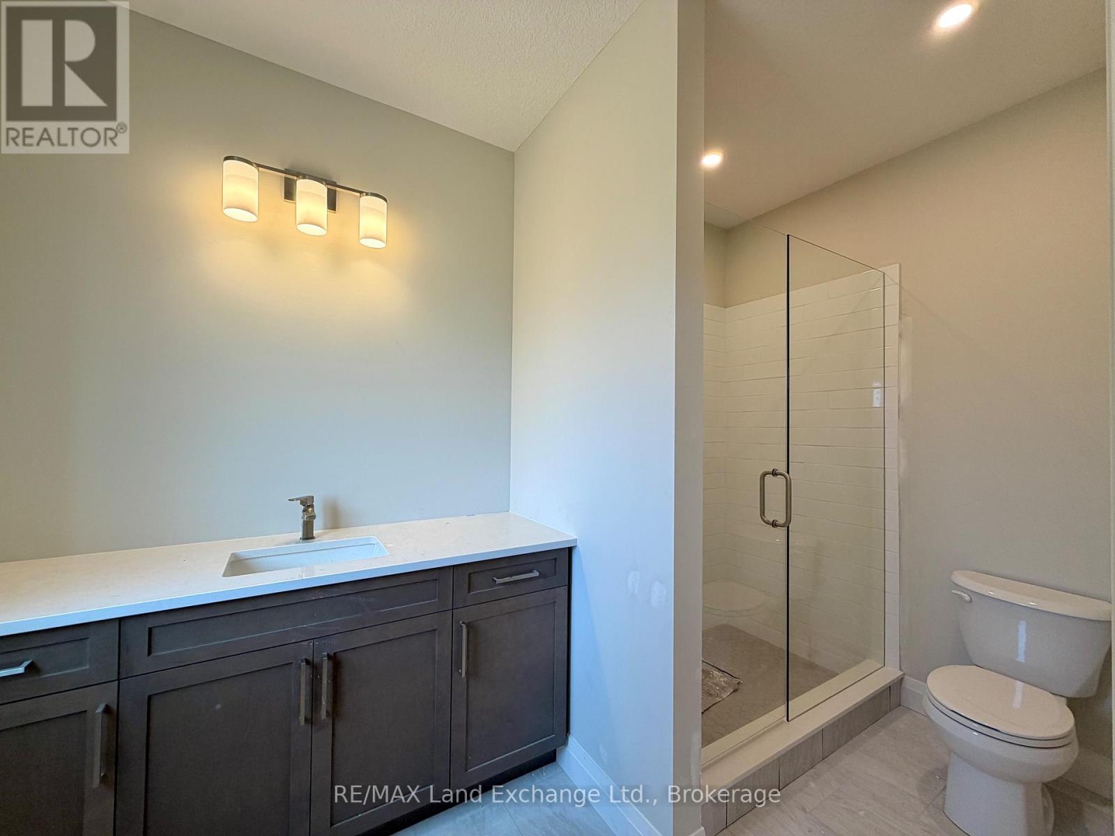 282 RIDGE STREET - 12